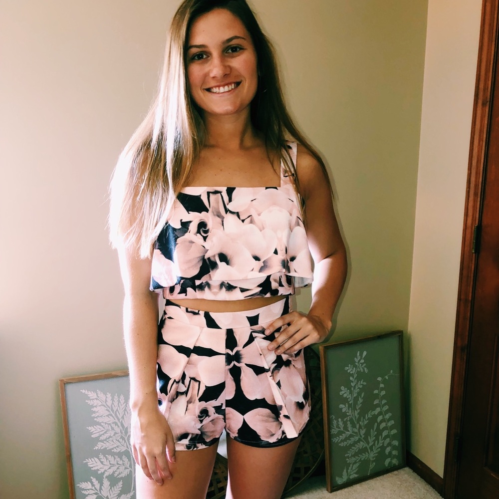 Two piece set!!